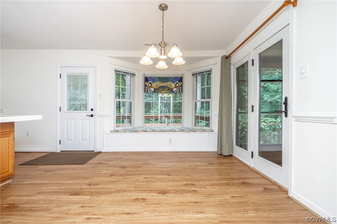 14604 Mill Spring Circle Midlothian, VA 23112 - Photo 6 of 29 Gallery Image 6