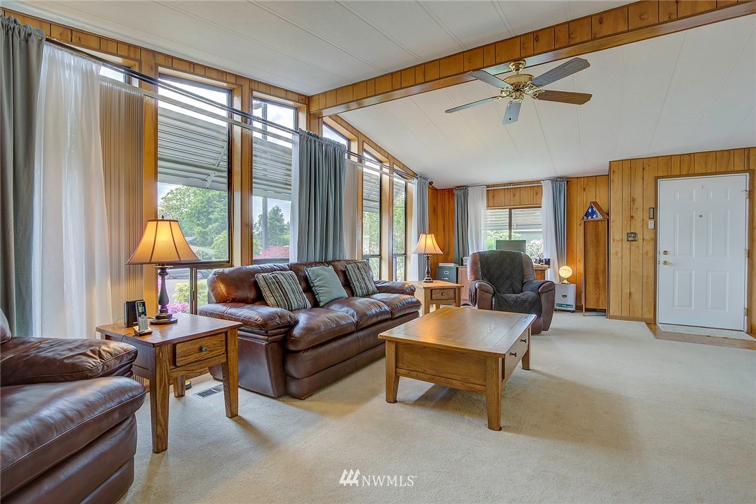 1009 236th Place Southwest Bothell, WA 98021 - Photo 5 of 25