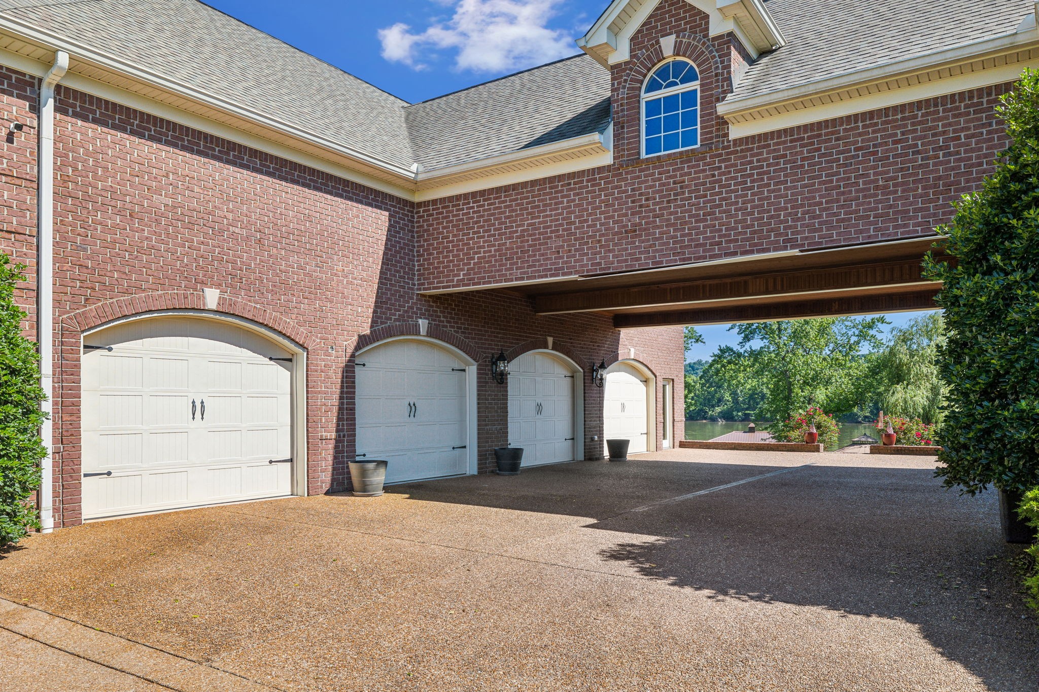 6035 River Trace Nashville, TN 37218 - Photo 61 of 68 a front view of a house with a garden