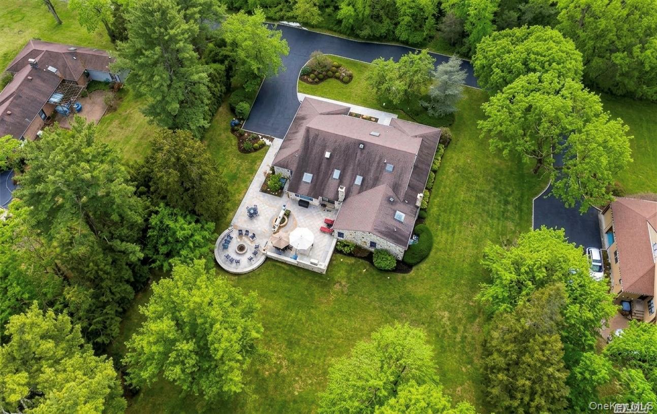 199 Cold Spring Road Syosset, NY 11791 - Photo 45 of 48