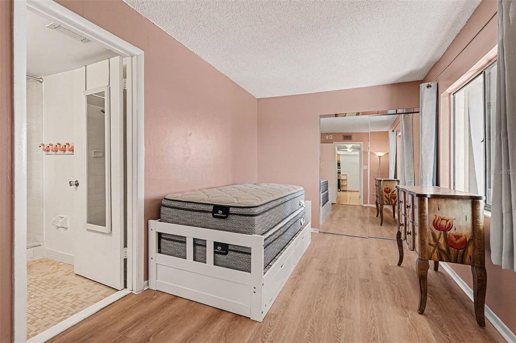 303 Tarpon Point Tarpon Springs, FL 34689 - Photo 14 of 25