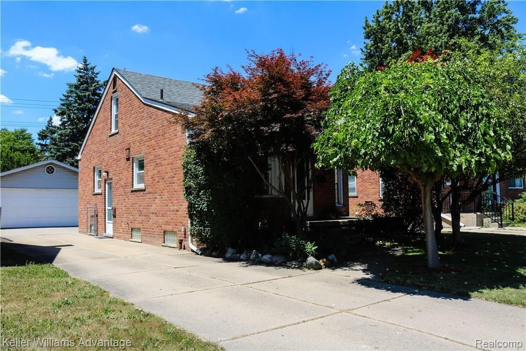 11403 Inkster Road Livonia, MI 48150 - Photo 1 of 43 I1.jpg
