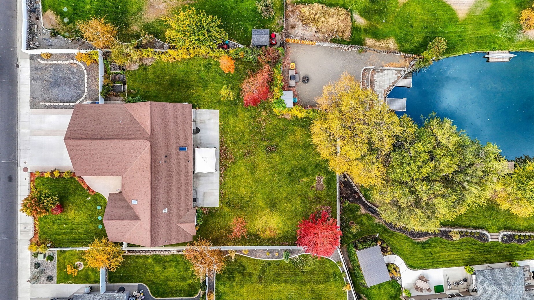 407 Sand Dune Road Moses Lake, WA 98837 - Photo 3 of 39 Gallery Image 3
