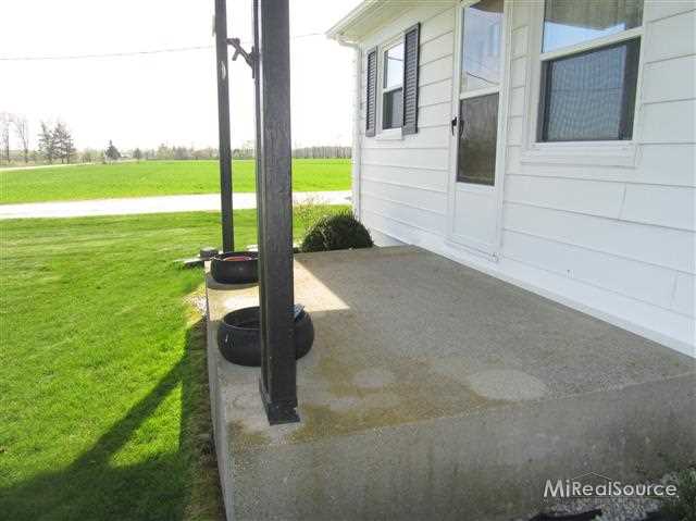 8355 Yager Road Columbus, MI 48063 - Photo 15 of 18 31147540-14.JPG