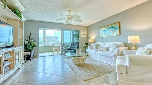 $745,000 | 1200 East Peppertree Lane, Unit 305, Sarasota, FL 34242