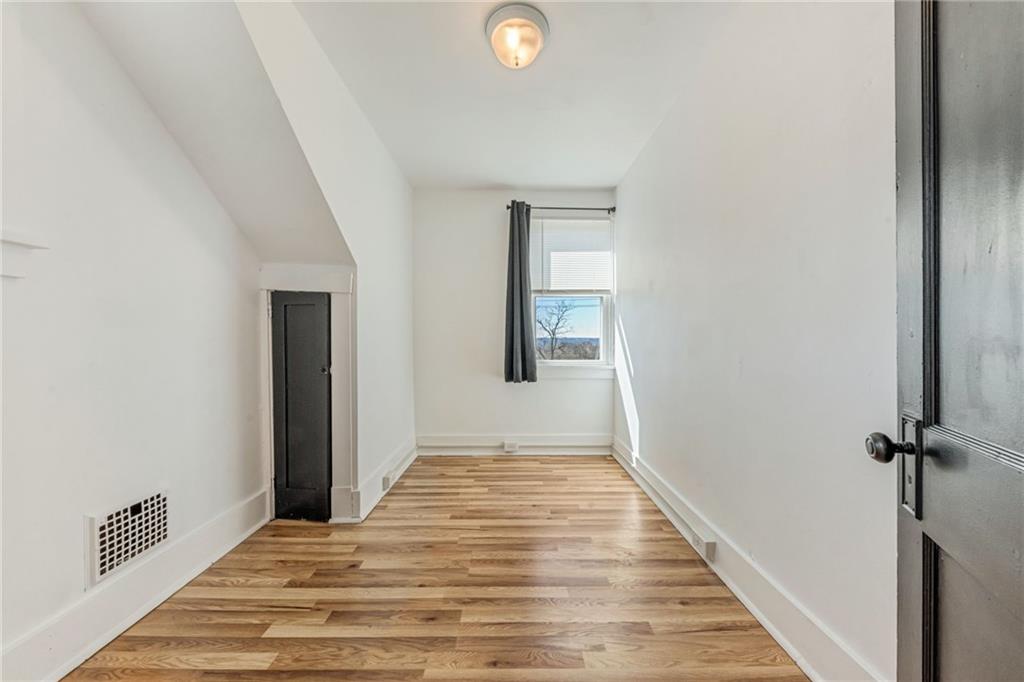 74 Bascom Avenue Pittsburgh, PA 15214 - Photo 15 of 25 Gallery Image 15