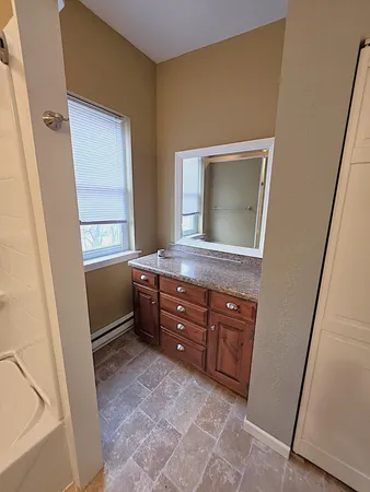 $1,625 | 206 2nd Avenue, Unit A, Osceola, WI 54020