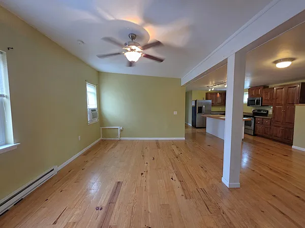 $1,625 | 206 2nd Avenue, Unit A, Osceola, WI 54020