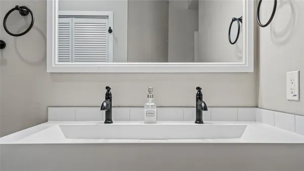 $2,495 | 3108 Linnet Drive, Austin, TX 78745