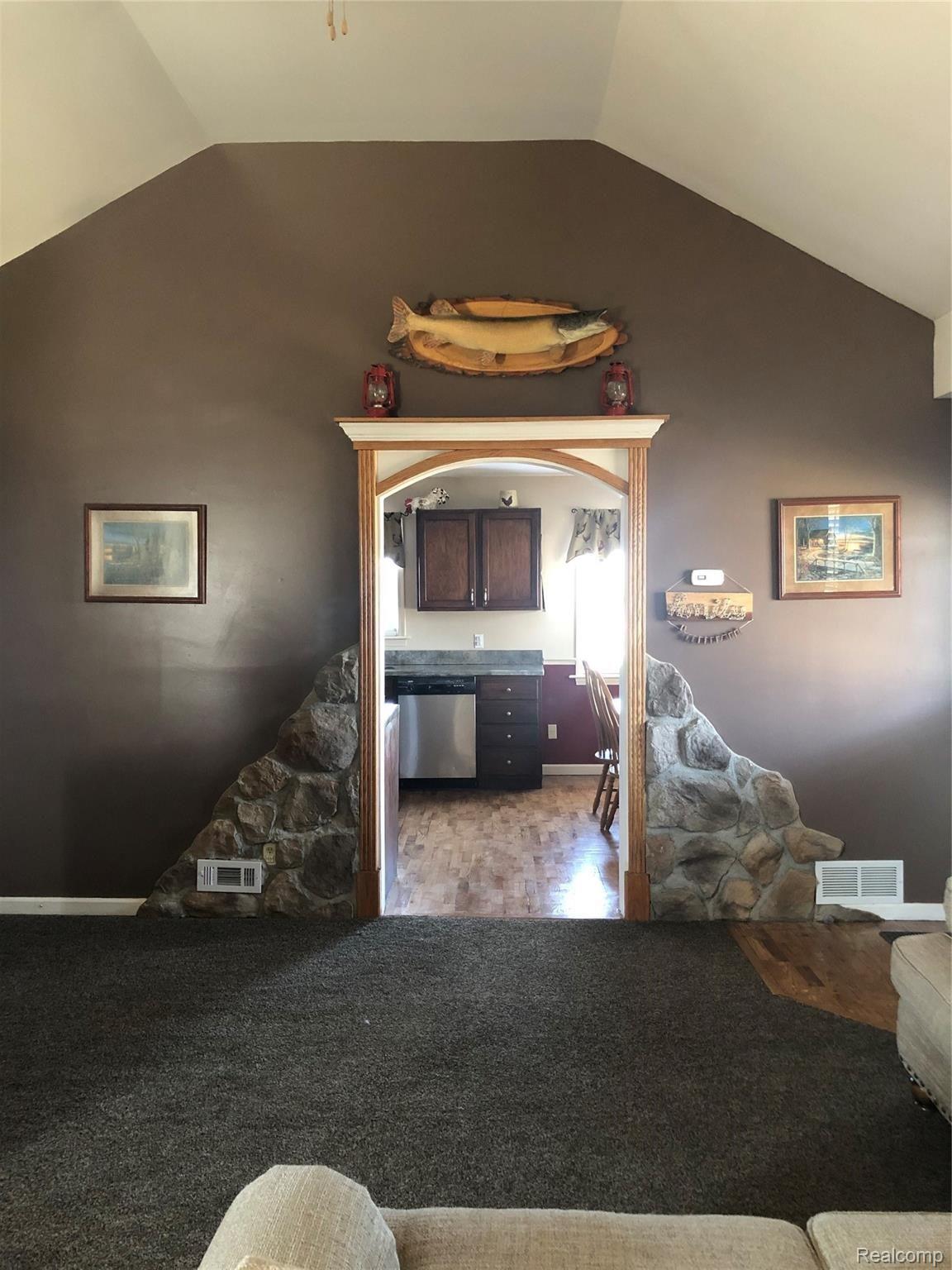 3205 West Burnside Road Otter Lake, MI 48464 - Photo 7 of 25 Livingroom1.jpg