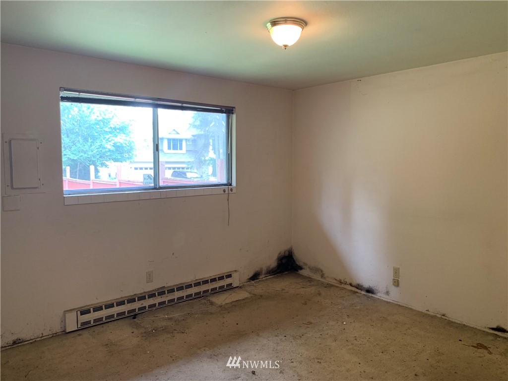 16055 Southeast 134th Street Renton, WA 98059 - Photo 9 of 22