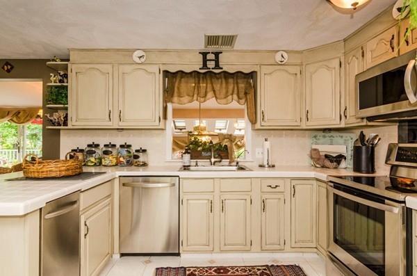 51 Paul Revere Road Lexington, MA 02421 - Photo 8 of 16