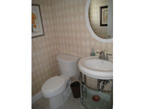224 Chatham Road Bristol, TN 37620 - Photo 14 of 24 Main Level Half Bath