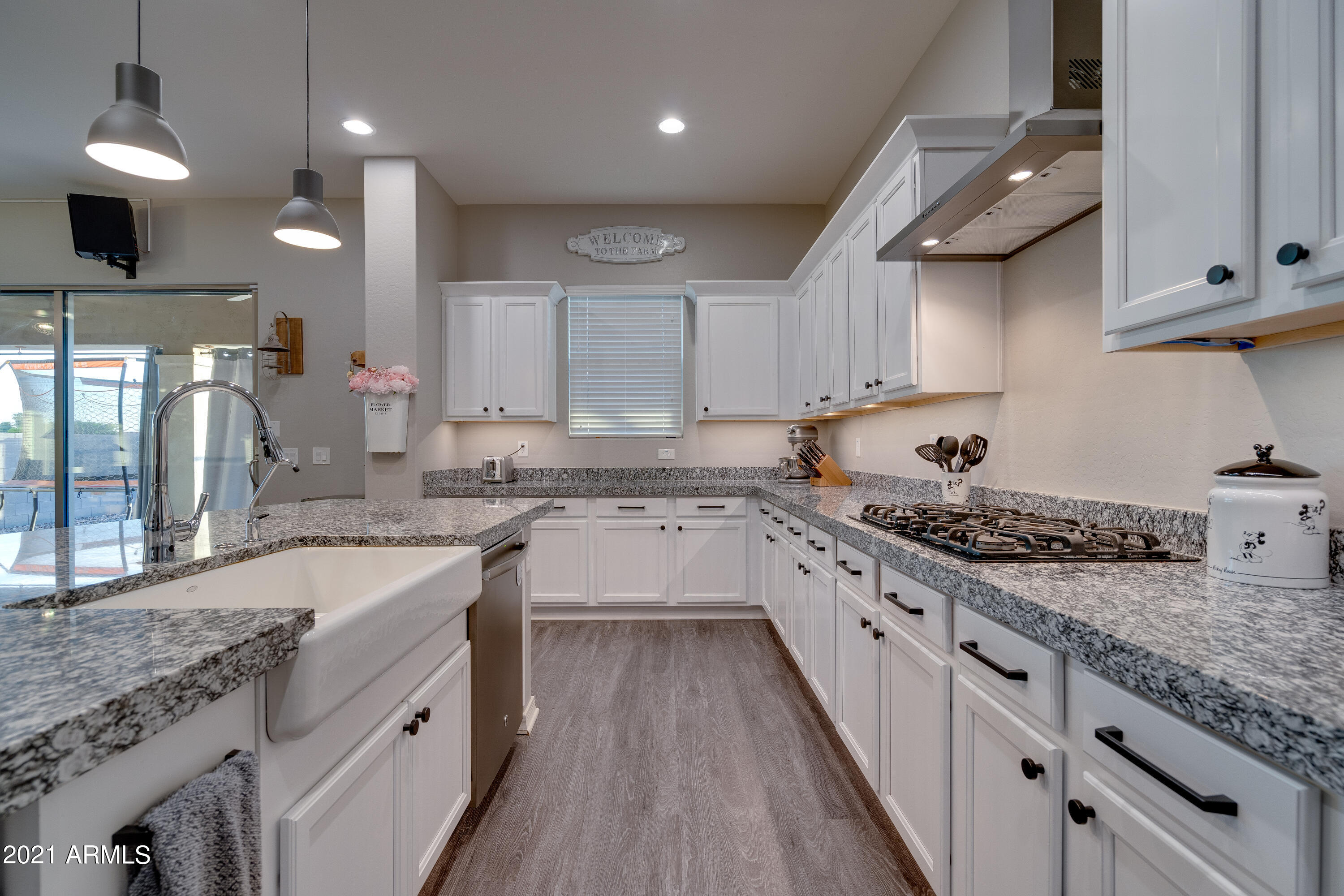 4209 East Cynthia Street Gilbert, AZ 85295 - Photo 5 of 97 4209 e cynthia st-39