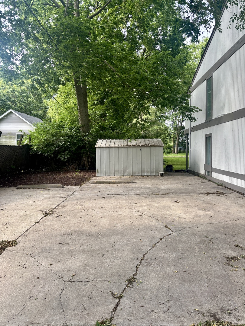 206 Grove Street Urbana, IL 61802 - Photo 5 of 12