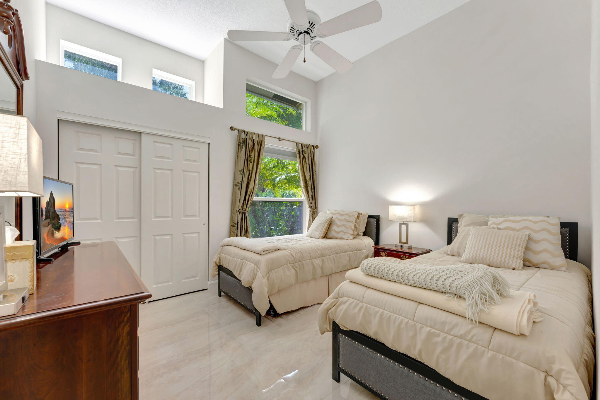 6039 Northwest 31st Terrace Boca Raton, FL 33496 - Photo 34 of 70 49-web-or-mls-DSC00014