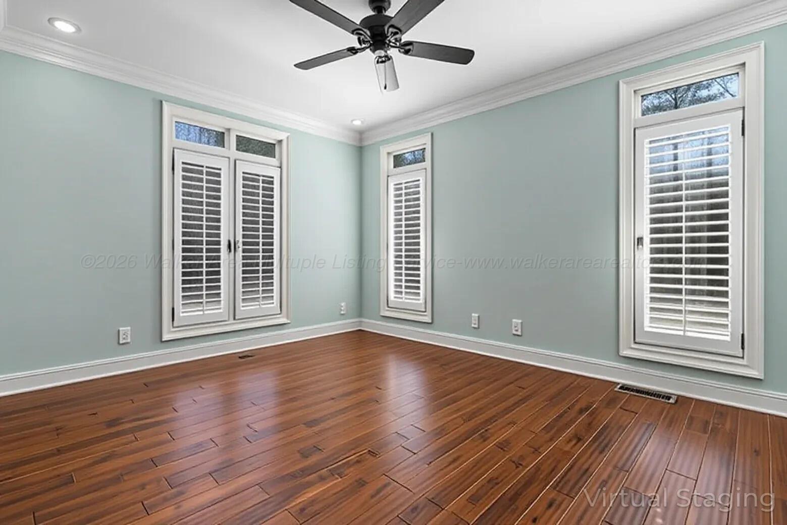 392 Baughn Road Jasper, AL 35503 - Photo 22 of 40 Third bedroom with large walk-in closet.