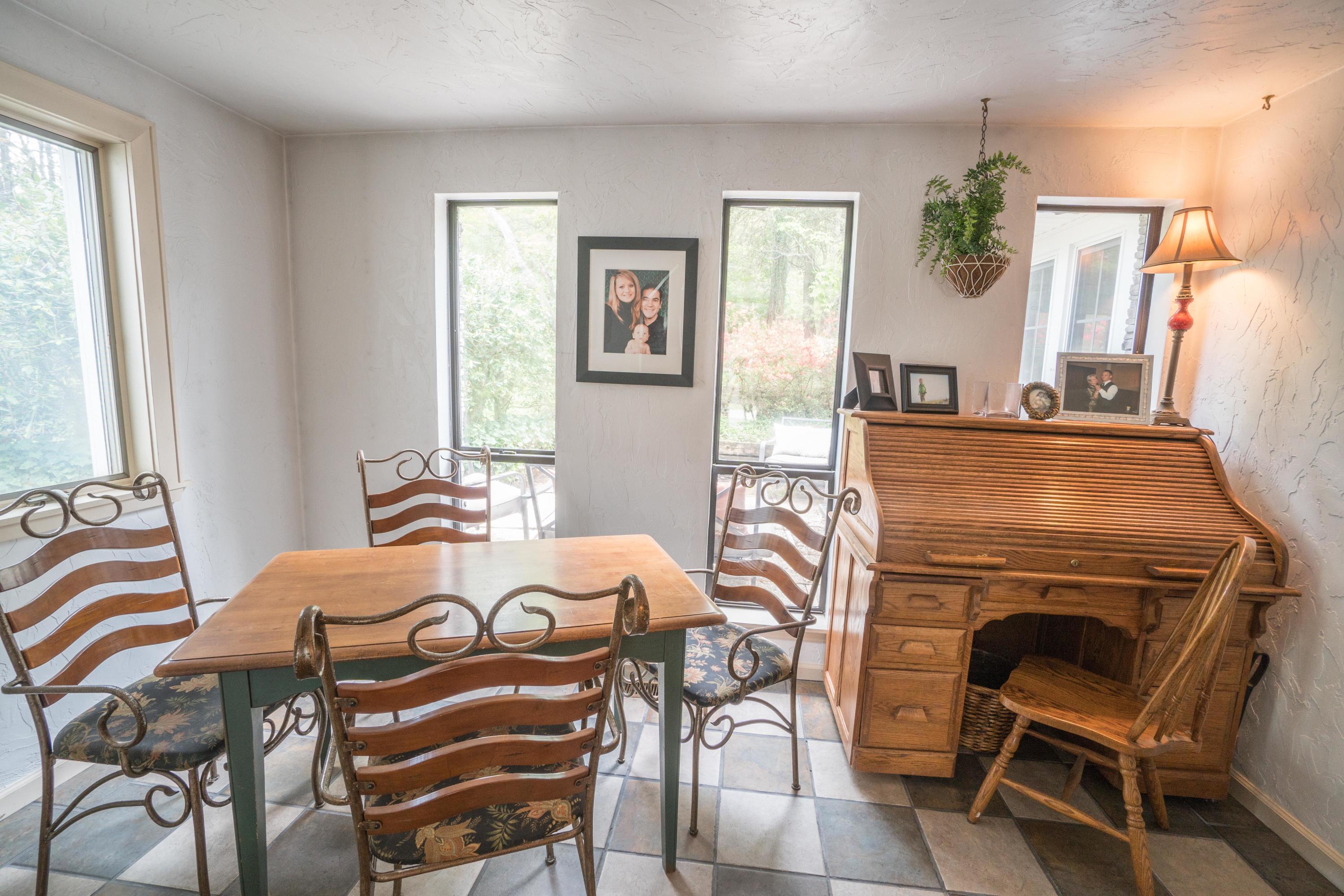 183 Stage Road Buchanan, VA 24066 - Photo 17 of 61 Dining Area