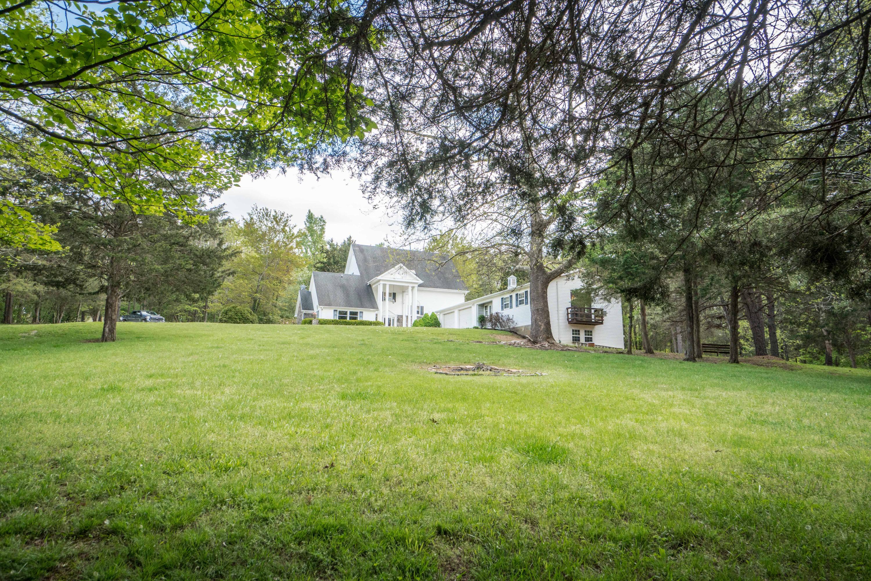 183 Stage Road Buchanan, VA 24066 - Photo 55 of 61 Yard