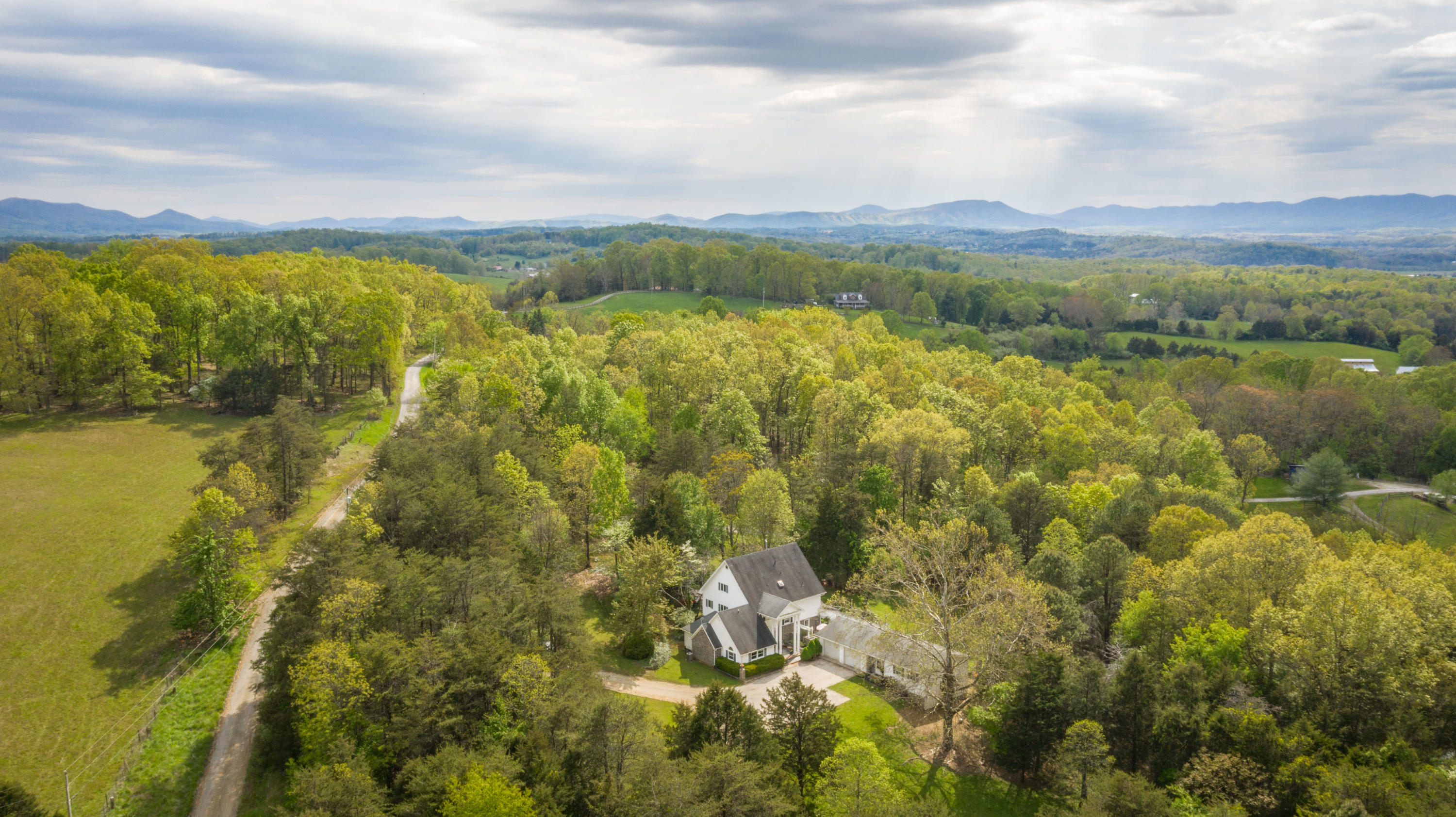 183 Stage Road Buchanan, VA 24066 - Photo 59 of 61 Aerial