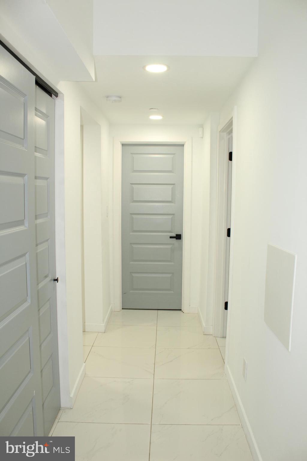 3017 Ridge Avenue, Unit A Philadelphia, PA 19121 - Photo 30 of 45 Hallway