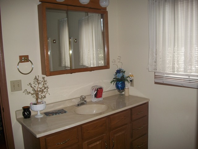 205 Willis Avenue Rochelle, IL 61068 - Photo 13 of 17
