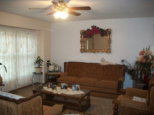 205 Willis Avenue Rochelle, IL 61068 - Photo 3 of 17