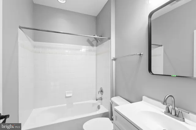 $8,000 | 42294 Iron Bit Place, Chantilly, VA 20152