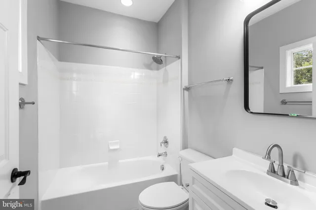 $8,000 | 42294 Iron Bit Place, Chantilly, VA 20152