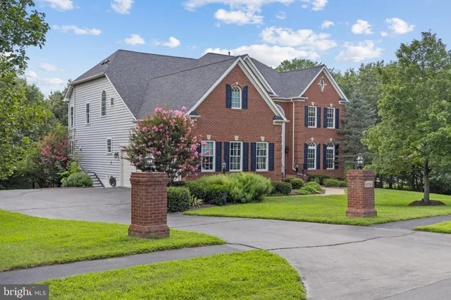 $8,000 | 42294 Iron Bit Place, Chantilly, VA 20152