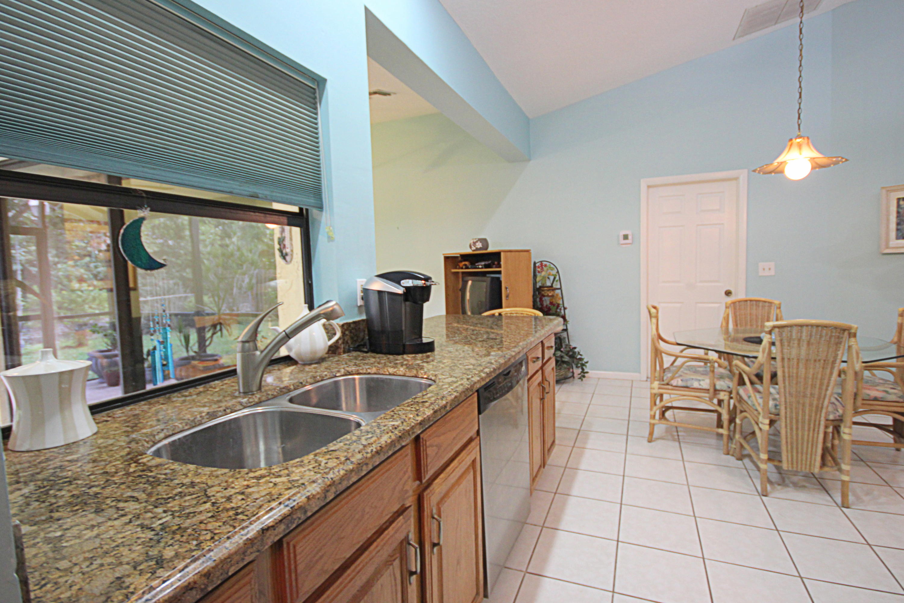 7355 Texas Trail Boca Raton, FL 33487 - Photo 12 of 30 7355 TEXAS TR 019