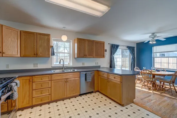 $429,900 | 5215 Manitowoc Parkway, Madison, WI 53705