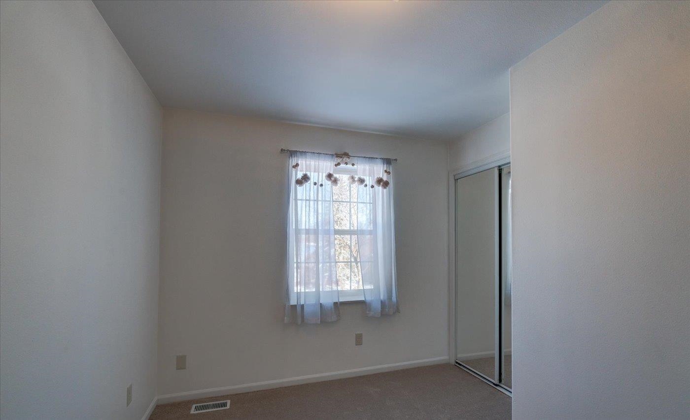 5215 Manitowoc Parkway Madison, WI 53705 - Photo 22 of 31