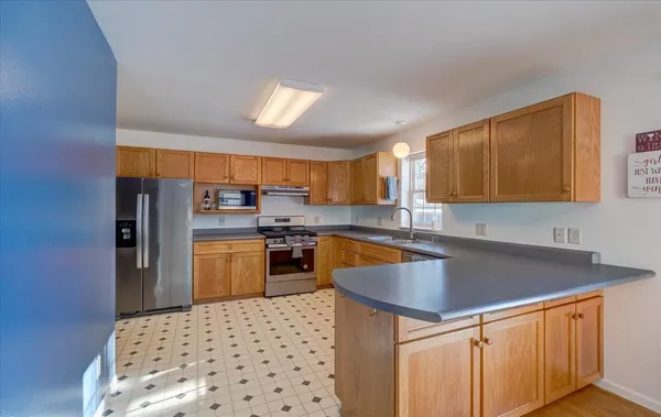 $429,900 | 5215 Manitowoc Parkway, Madison, WI 53705