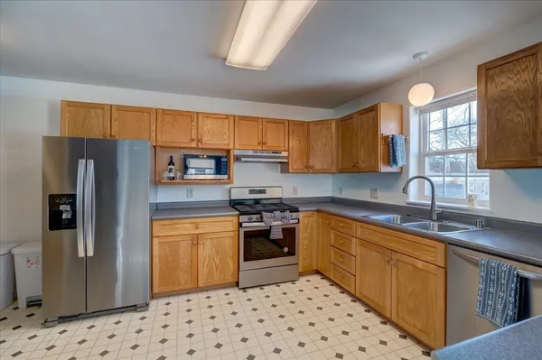 $429,900 | 5215 Manitowoc Parkway, Madison, WI 53705