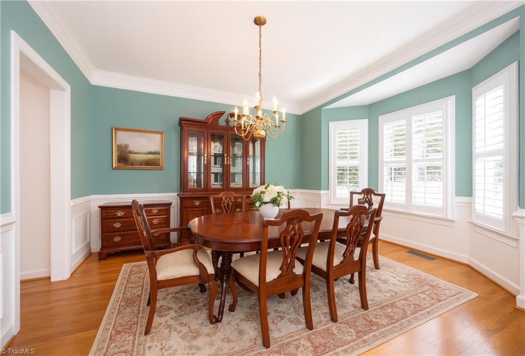 8930 Doubletree Lane Clemmons, NC 27012 - Photo 8 of 49 Dining Room
