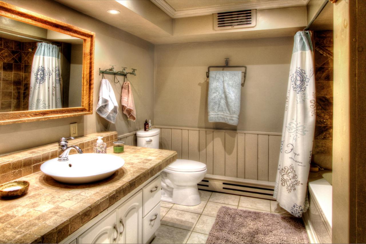 715 Bloom Road Eagle River, WI 54521 - Photo 16 of 23 Gallery Image 16