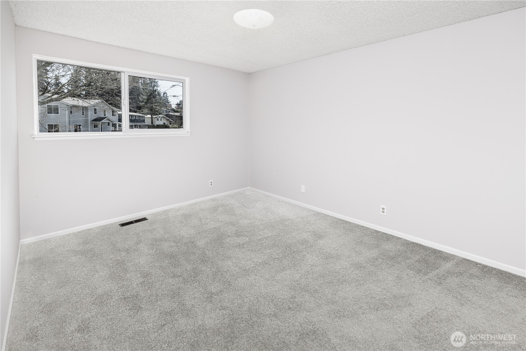 8523 224th Street Southwest Edmonds, WA 98026 - Photo 21 of 38