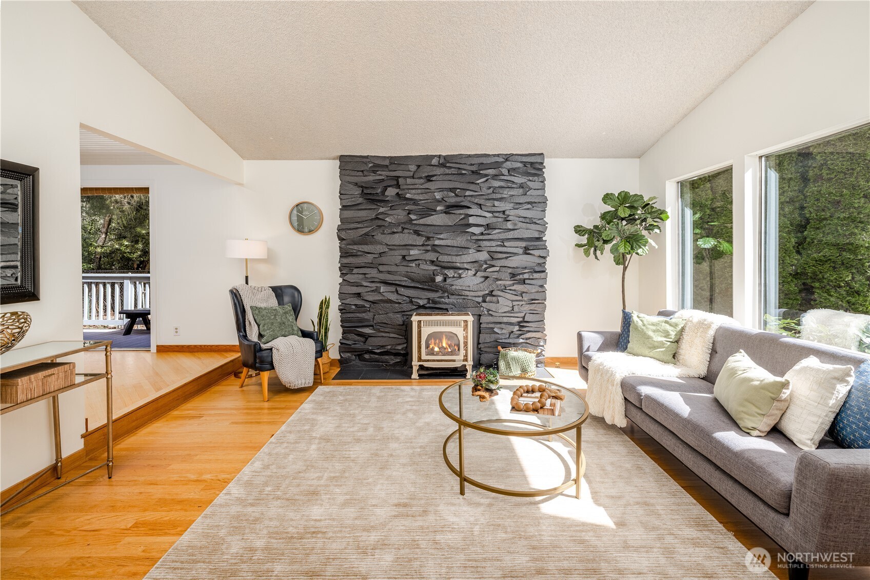 8523 224th Street Southwest Edmonds, WA 98026 - Photo 7 of 38