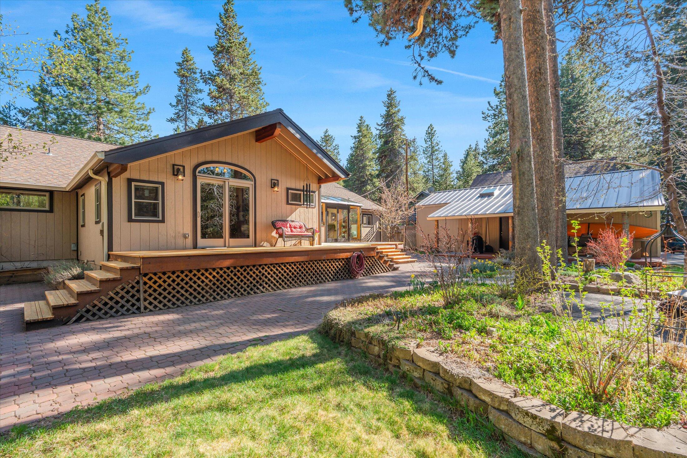 16390 Skyliners Road Bend, OR 97703 - Photo 34 of 43 23-16390 Skyliners Rd-23