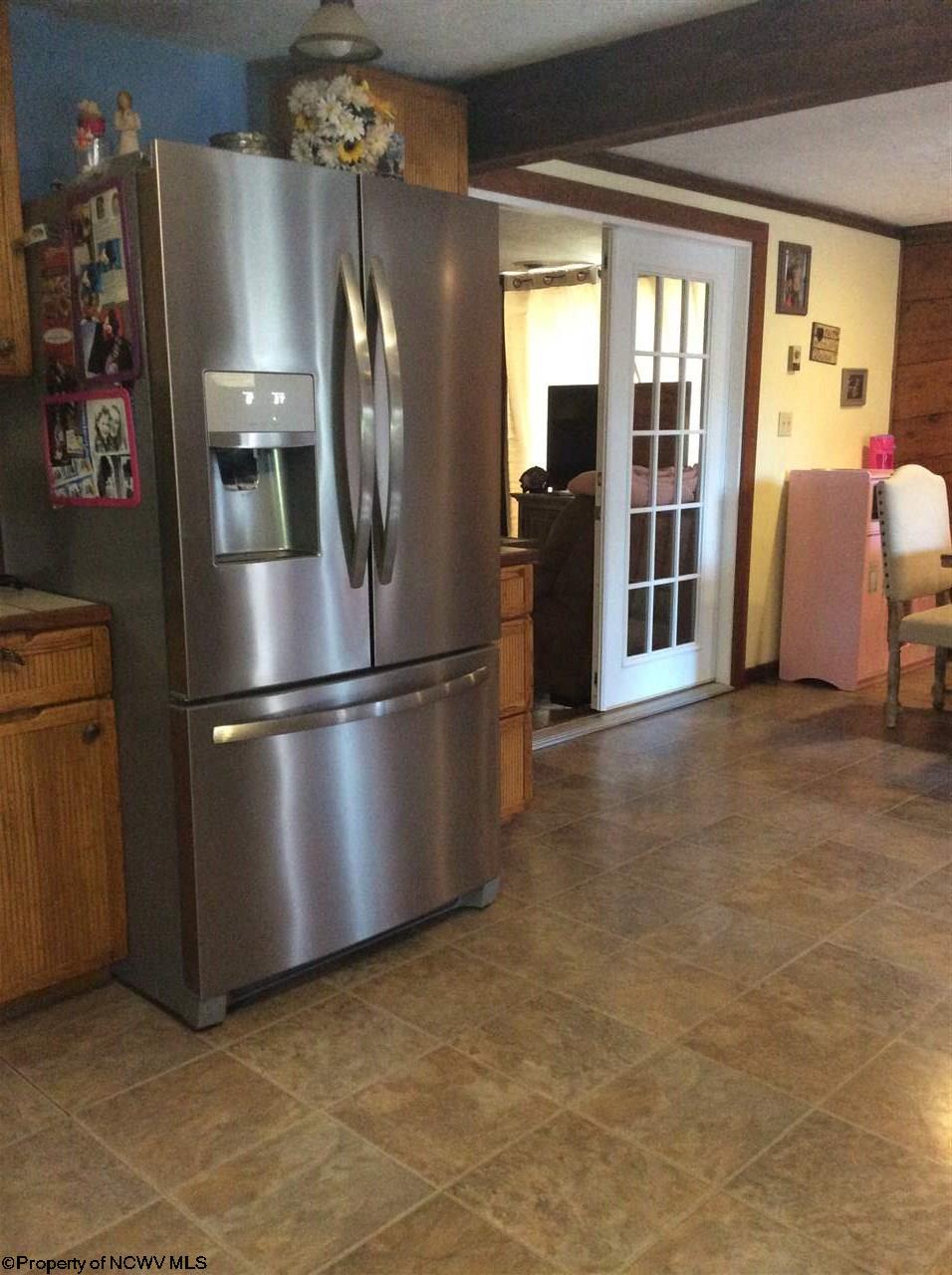 1377 Mountain Rdg Road Buckhannon, WV 26201 - Photo 4 of 20 Gallery Image 4