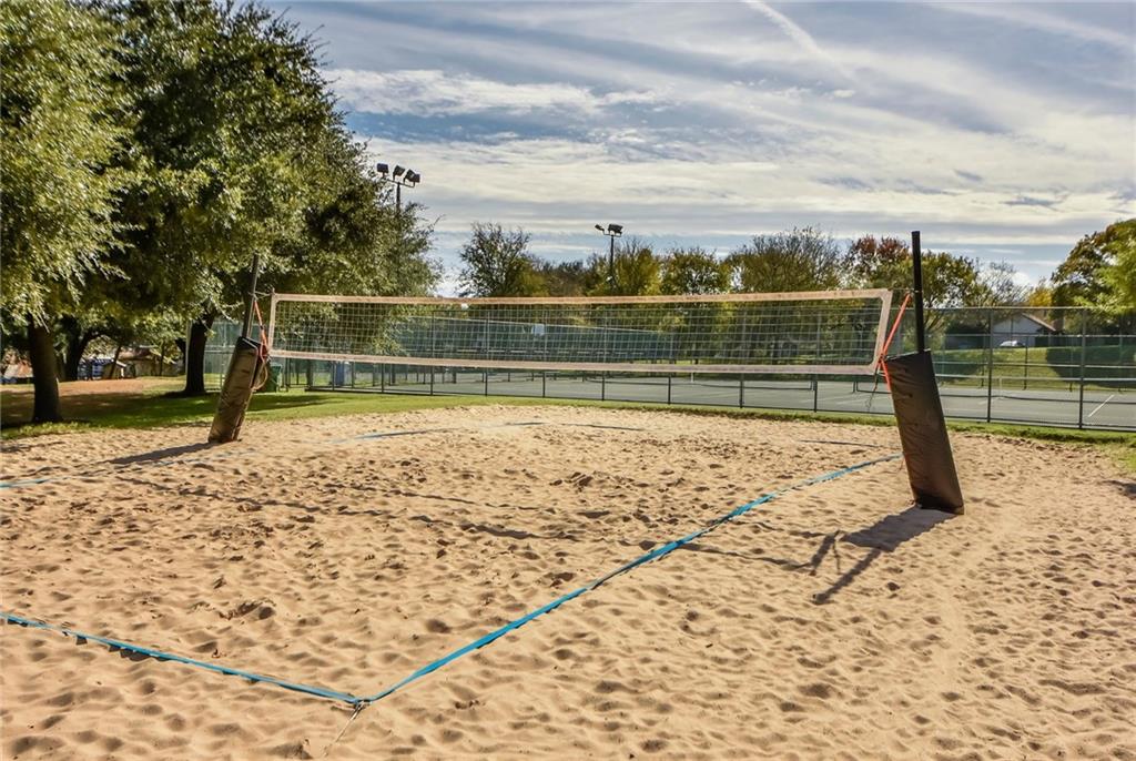 2013 Cervin Boulevard Austin, TX 78728 - Photo 27 of 31 a view of a yard with wooden fence
