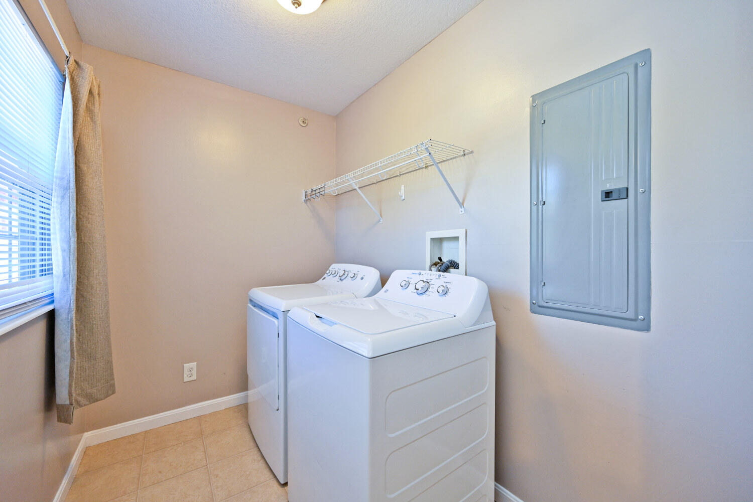 5931 Boulder View Cold Spring, KY 41076 - Photo 15 of 27 5931BoulderView_27