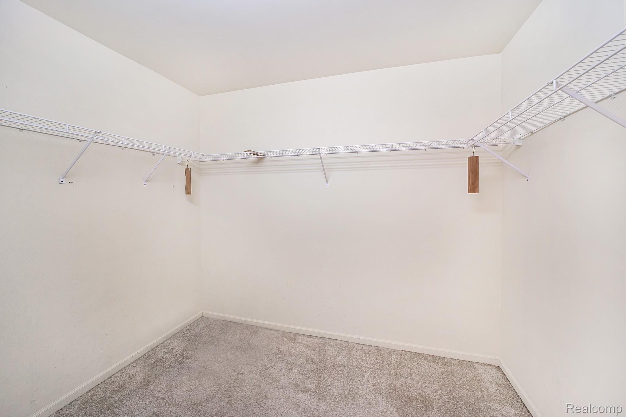 2139 Rochelle Park Drive, Unit 73 Rochester, MI 48309 - Photo 23 of 34 017A6447.jpg