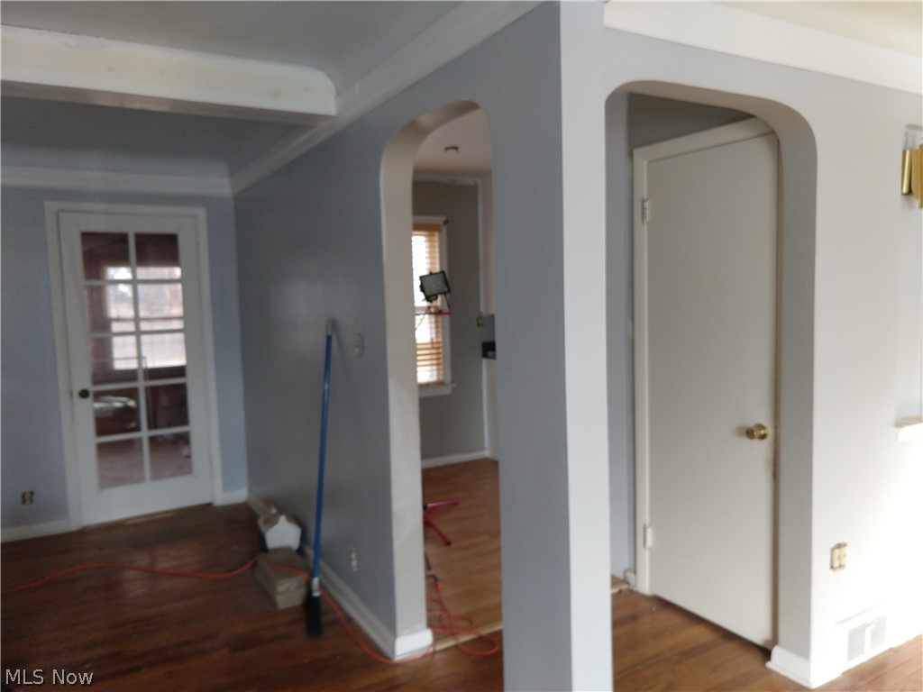 1590 Maplegrove Road South Euclid, OH 44121 - Photo 4 of 22