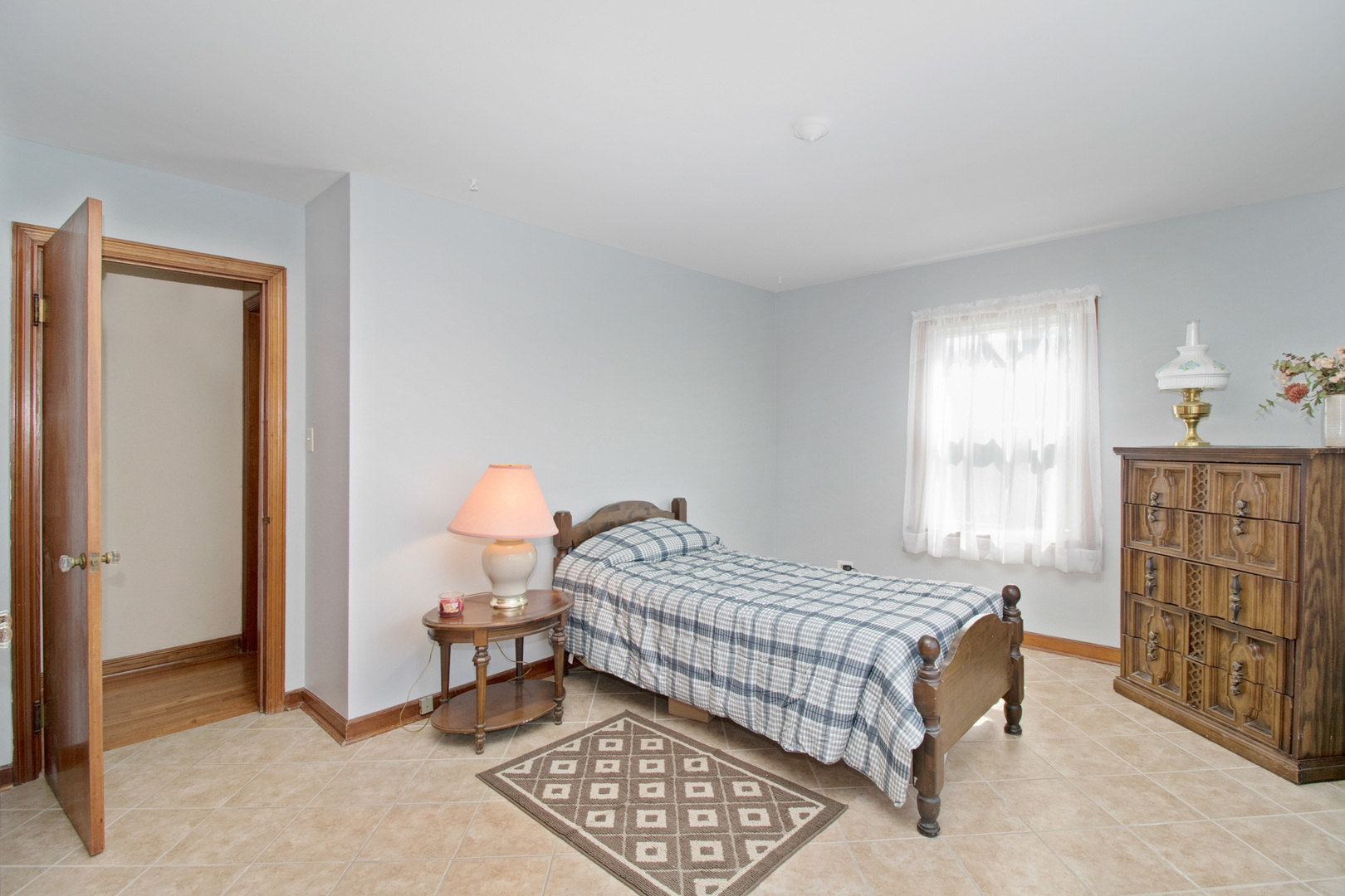 30W391 Lysle Road Wayne, IL 60184 - Photo 13 of 50