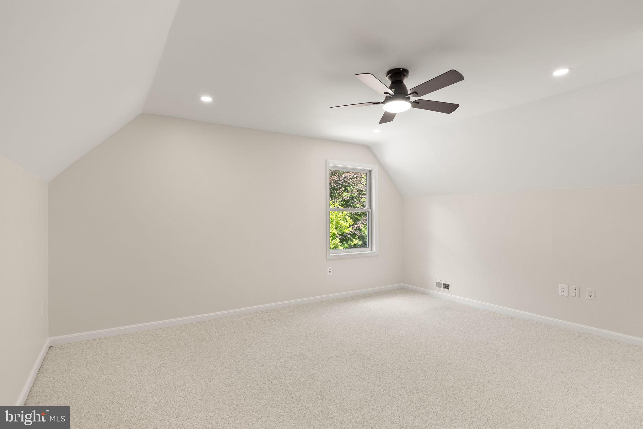 38620 Lime Kiln Road Leesburg, VA 20175 - Photo 56 of 87 an empty room with windows and fan