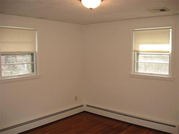 159 Flagg Street Worcester, MA 01609 - Photo 12 of 28 Gallery Image 12