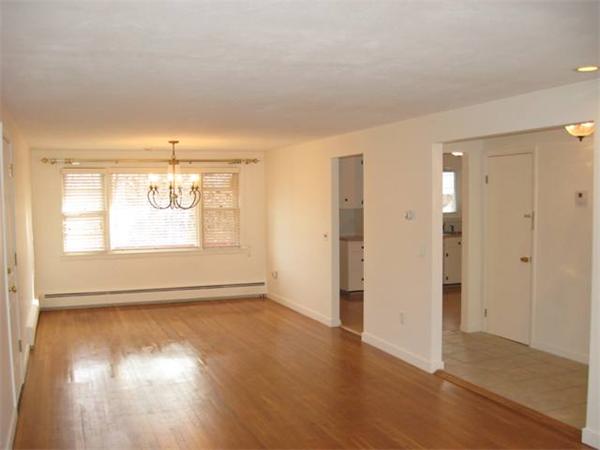 159 Flagg Street Worcester, MA 01609 - Photo 8 of 28 Gallery Image 8