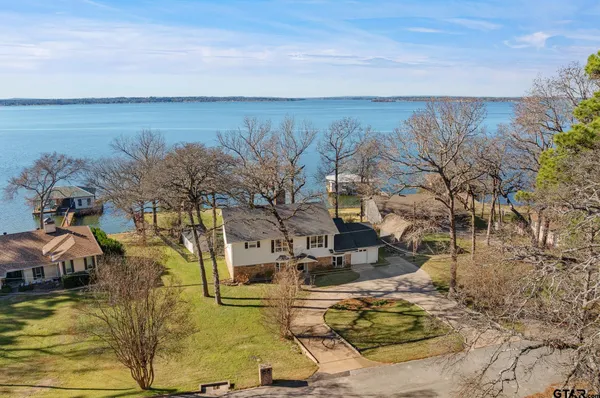 $849,999 | 21028 Bay Shore Drive, Flint, TX 75762